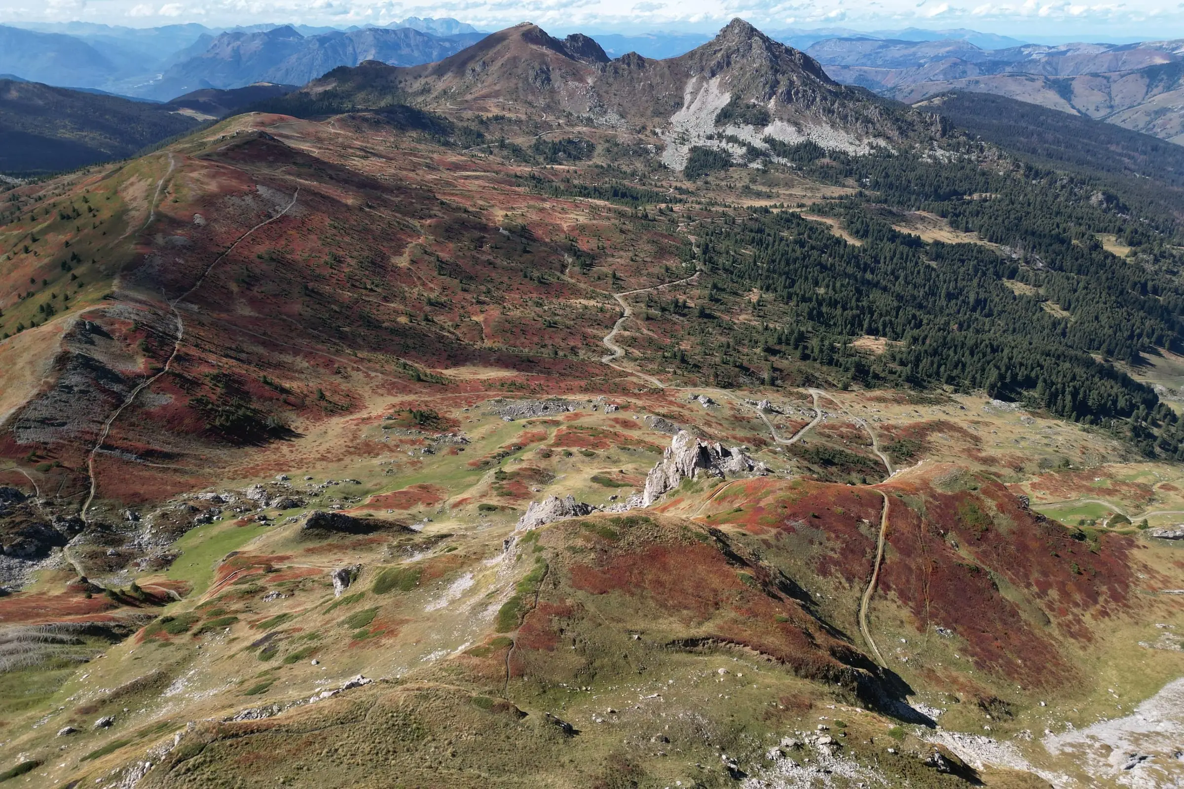 Mountain terrain photographed from altitude